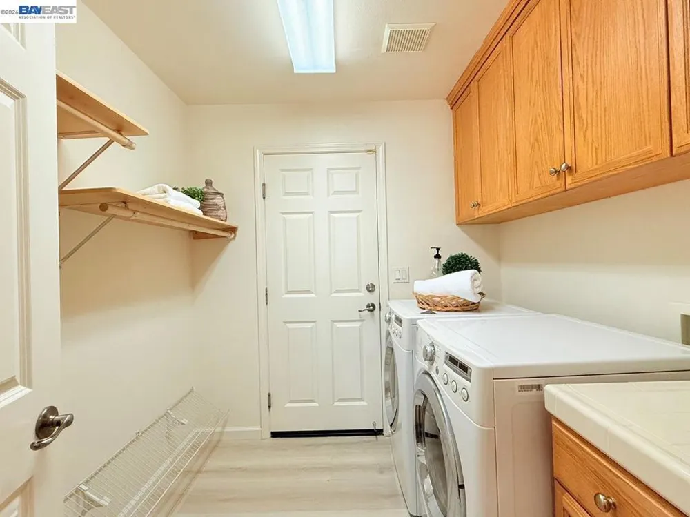 3329 Lair Way Antioch, CA 94531
