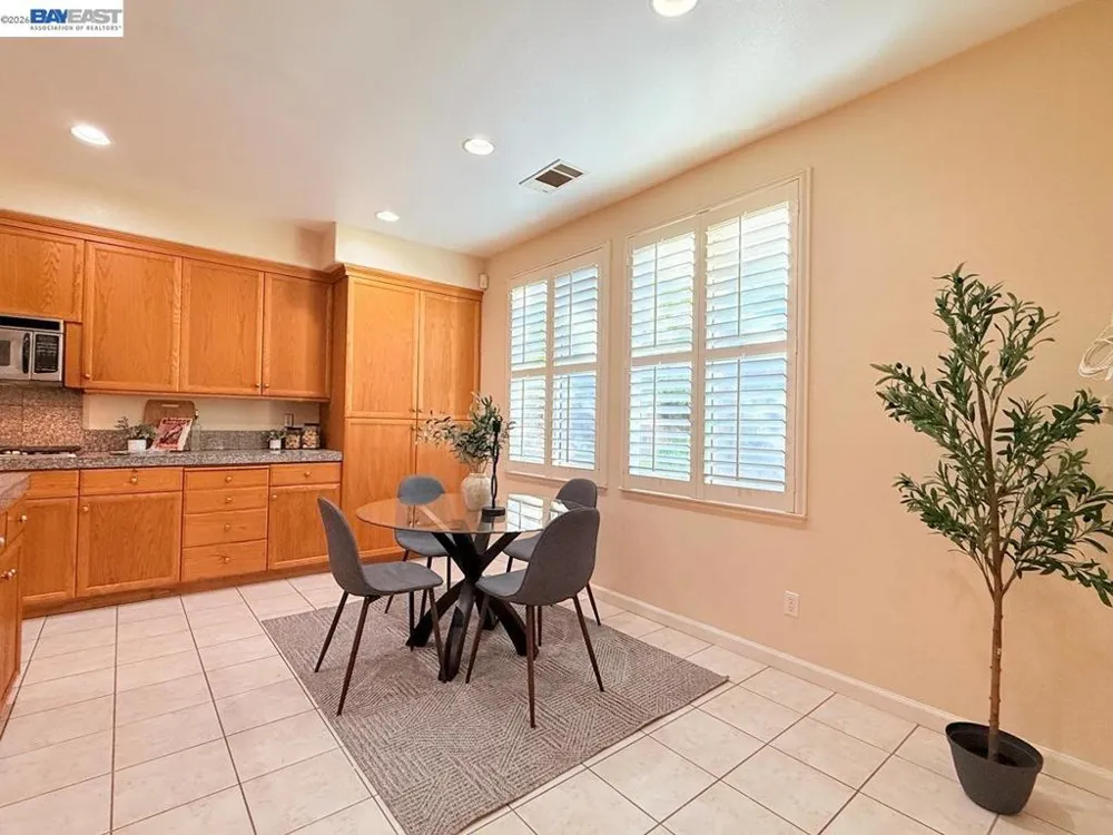 3329 Lair Way Antioch, CA 94531