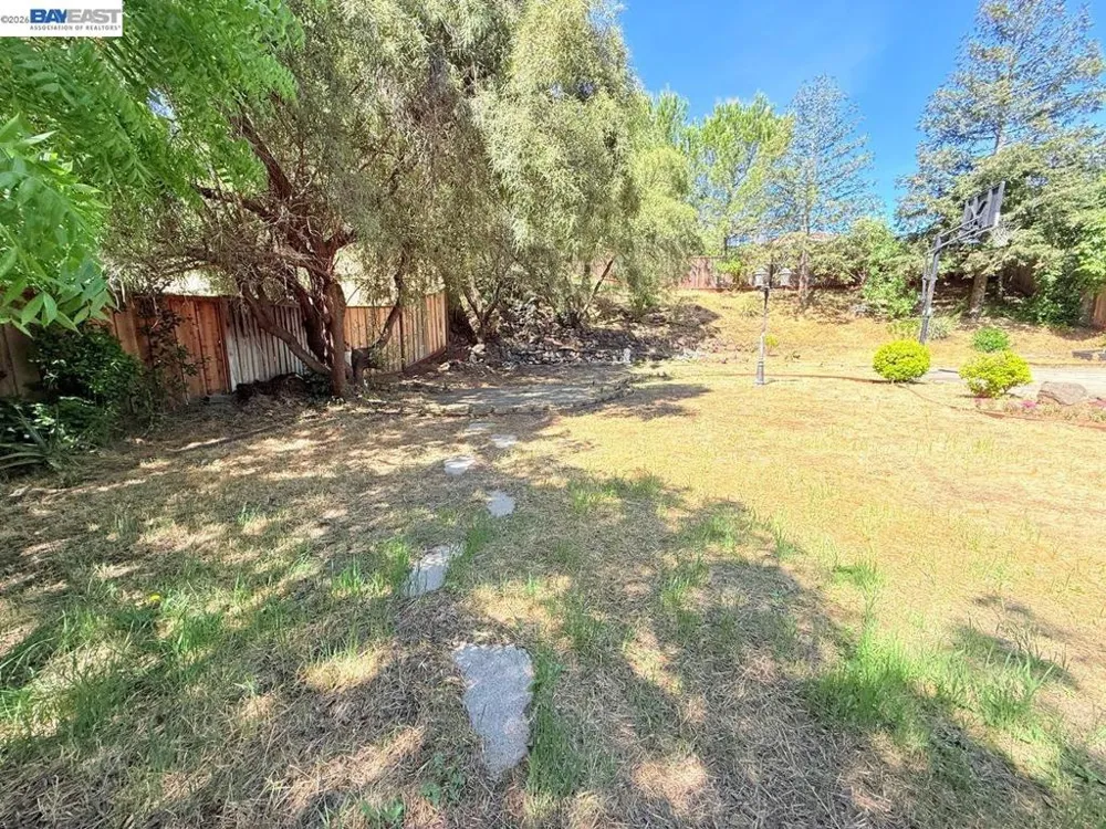 3329 Lair Way Antioch, CA 94531