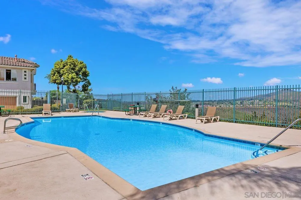 10992 Ivy Hill #3 San Diego, CA 92131