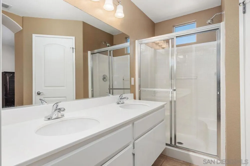 10992 Ivy Hill #3 San Diego, CA 92131