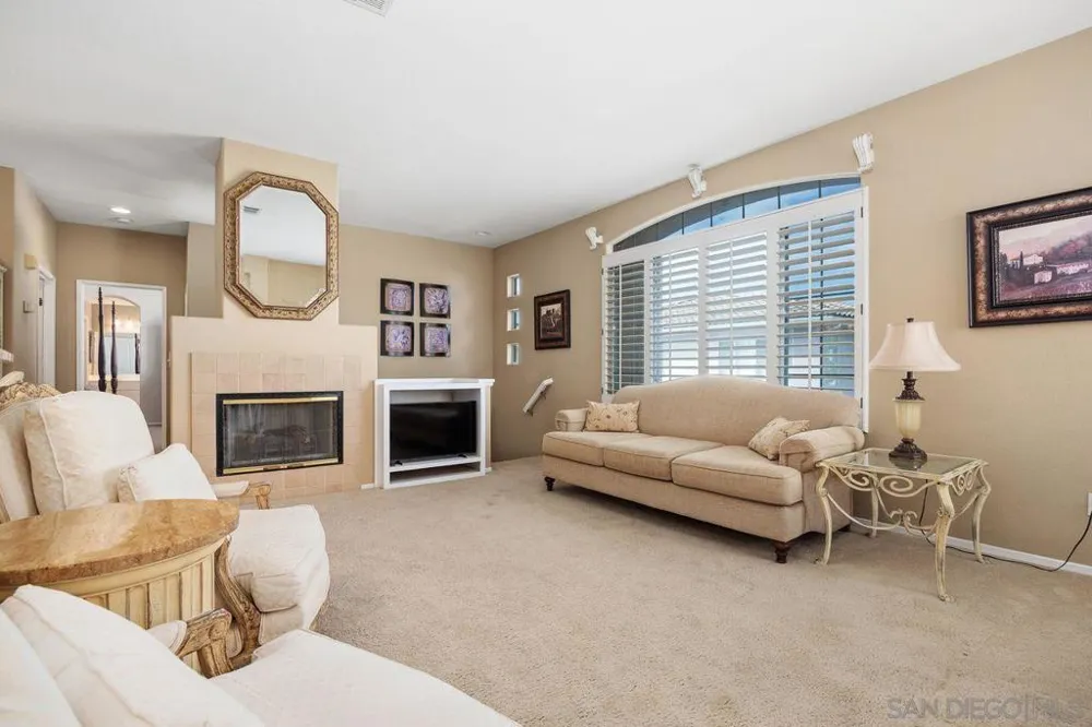 10992 Ivy Hill #3 San Diego, CA 92131