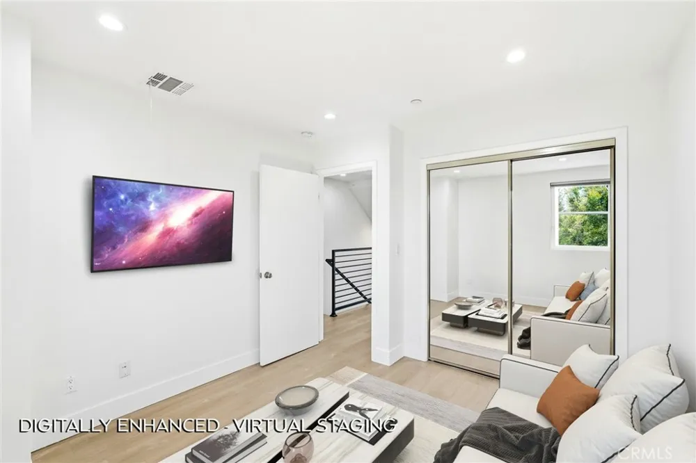 4455 Colfax Avenue Studio City, CA 91602
