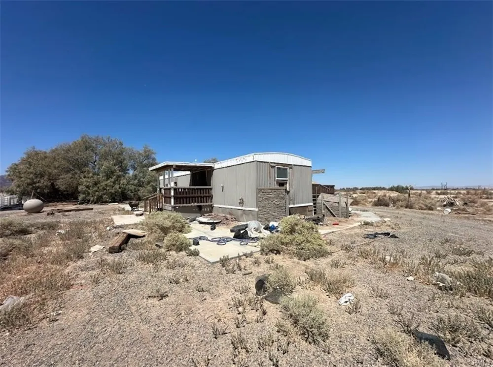 30453 Berry Newberry Springs, CA 92365