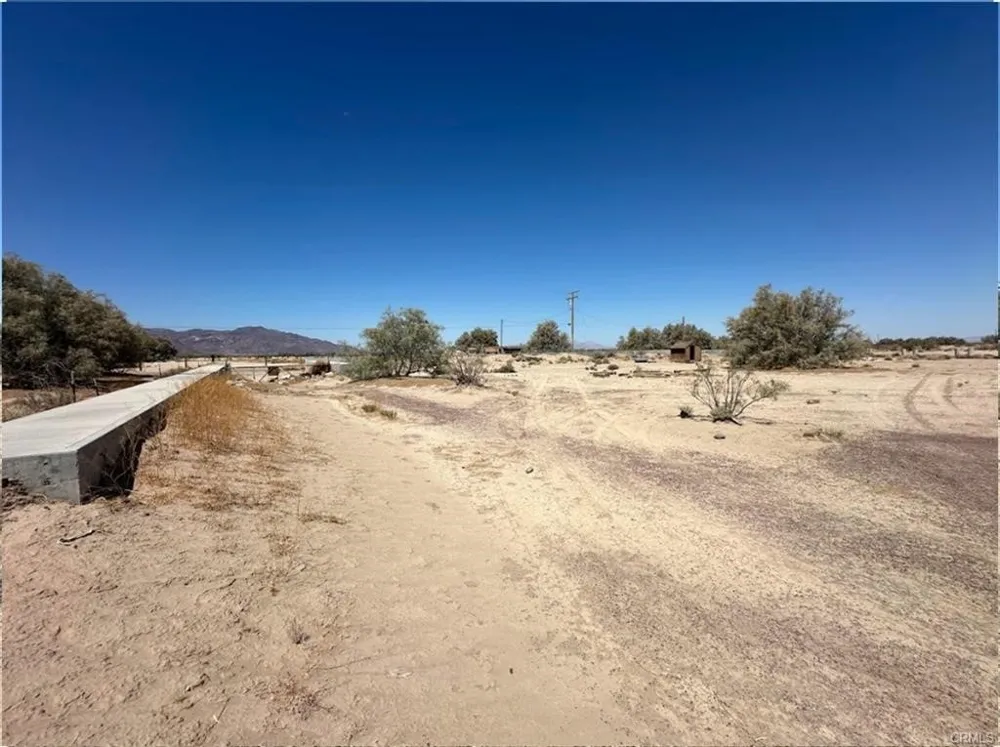 30453 Berry Newberry Springs, CA 92365