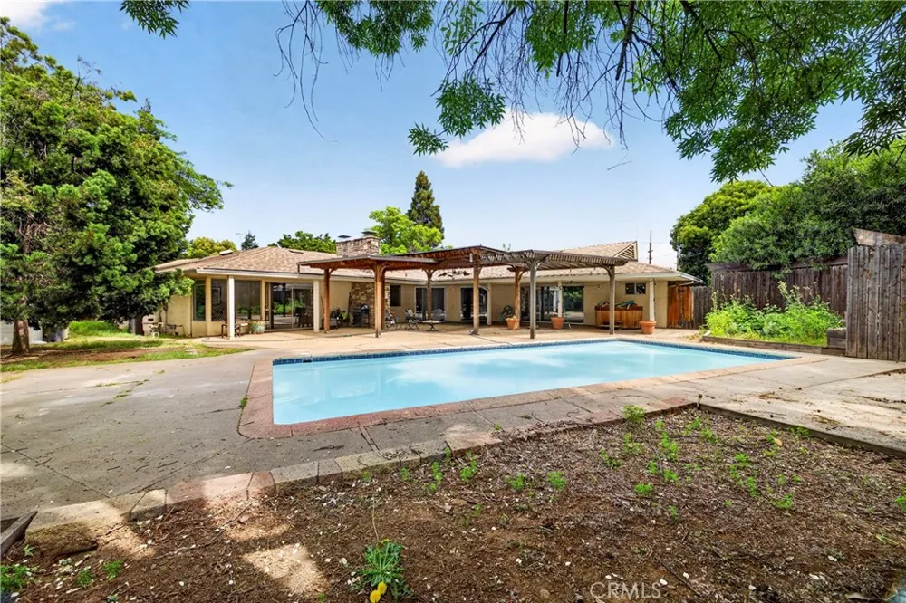 1609 plumas way Chico, CA 95926