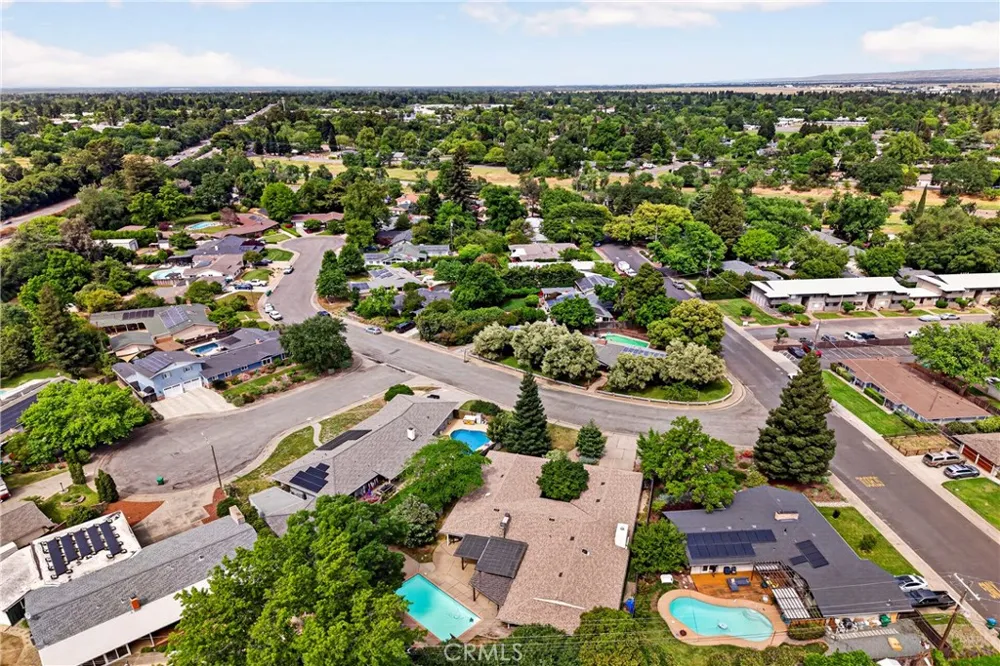 1609 plumas way Chico, CA 95926