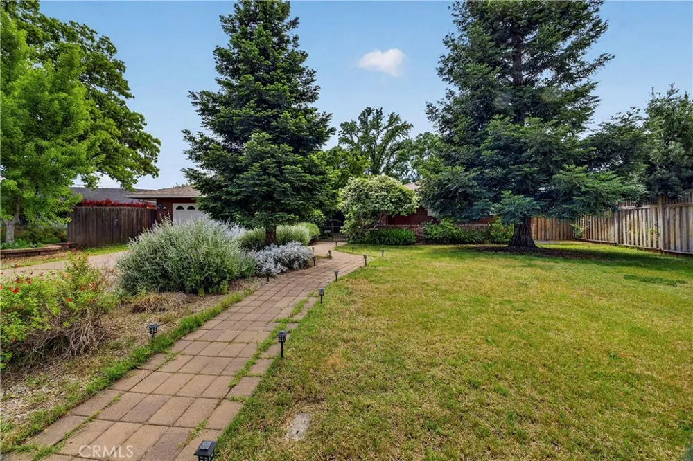 1609 plumas way Chico, CA 95926