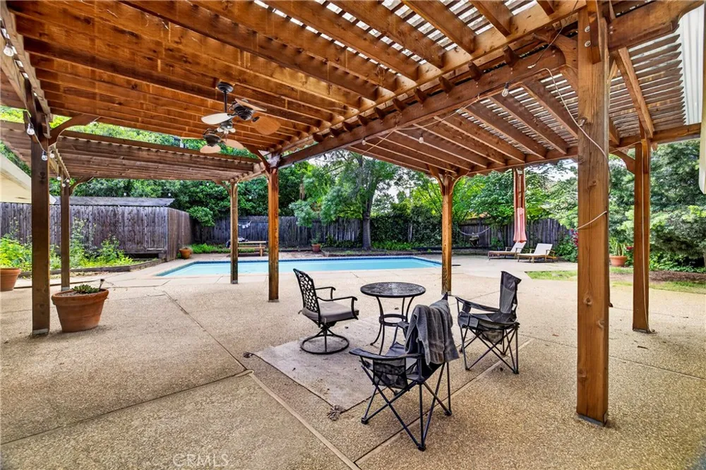 1609 plumas way Chico, CA 95926