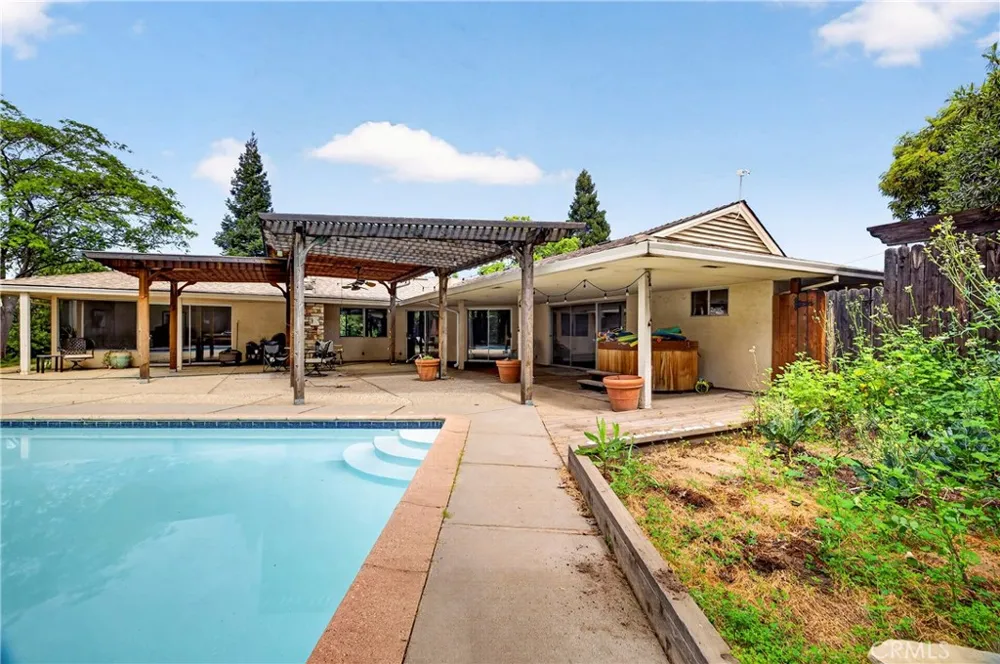 1609 plumas way Chico, CA 95926