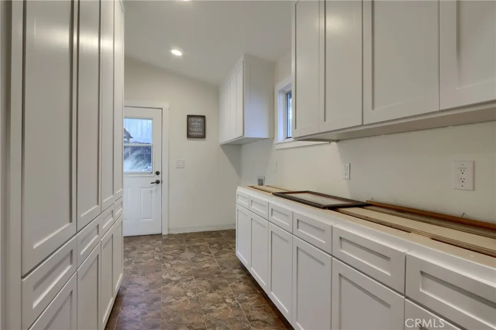 39667 W Idylwild Bass Lake, CA 93604