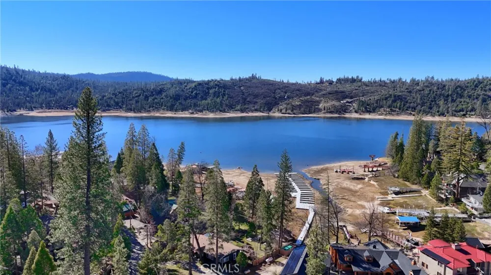39667 W Idylwild Bass Lake, CA 93604