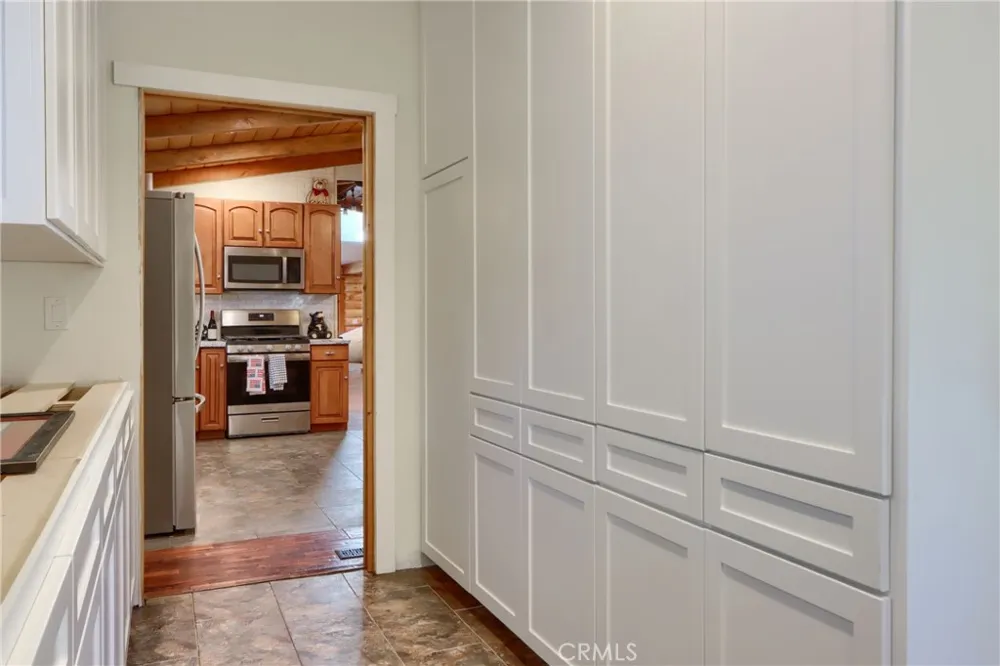 39667 W Idylwild Bass Lake, CA 93604