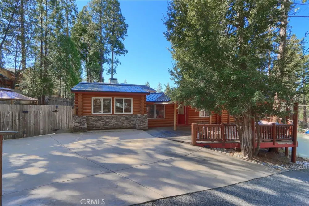39667 W Idylwild Bass Lake, CA 93604