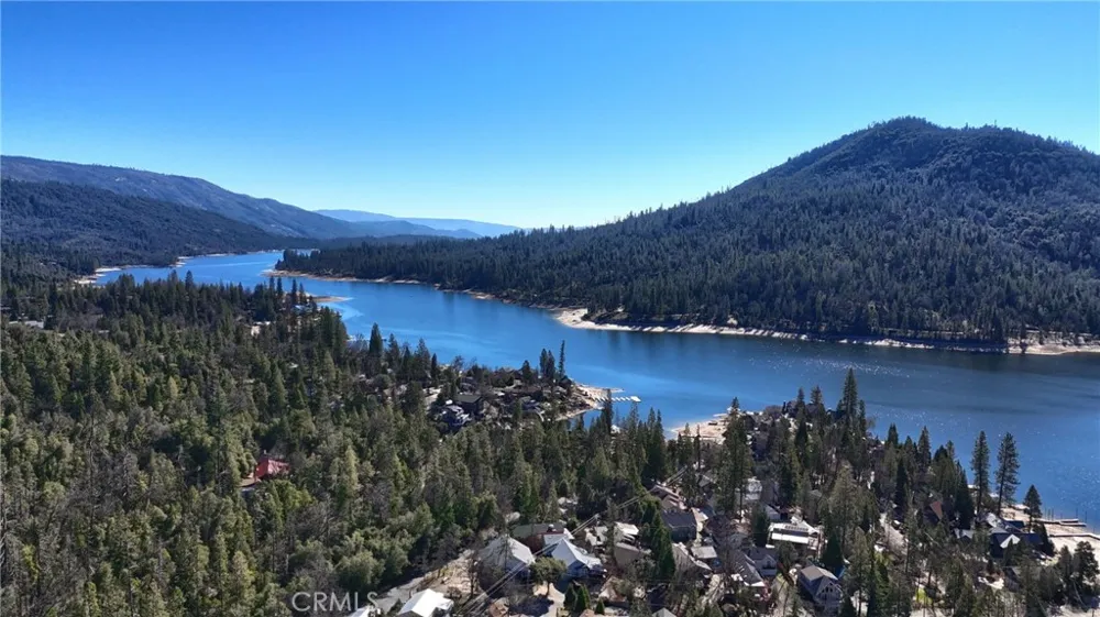 39667 W Idylwild Bass Lake, CA 93604