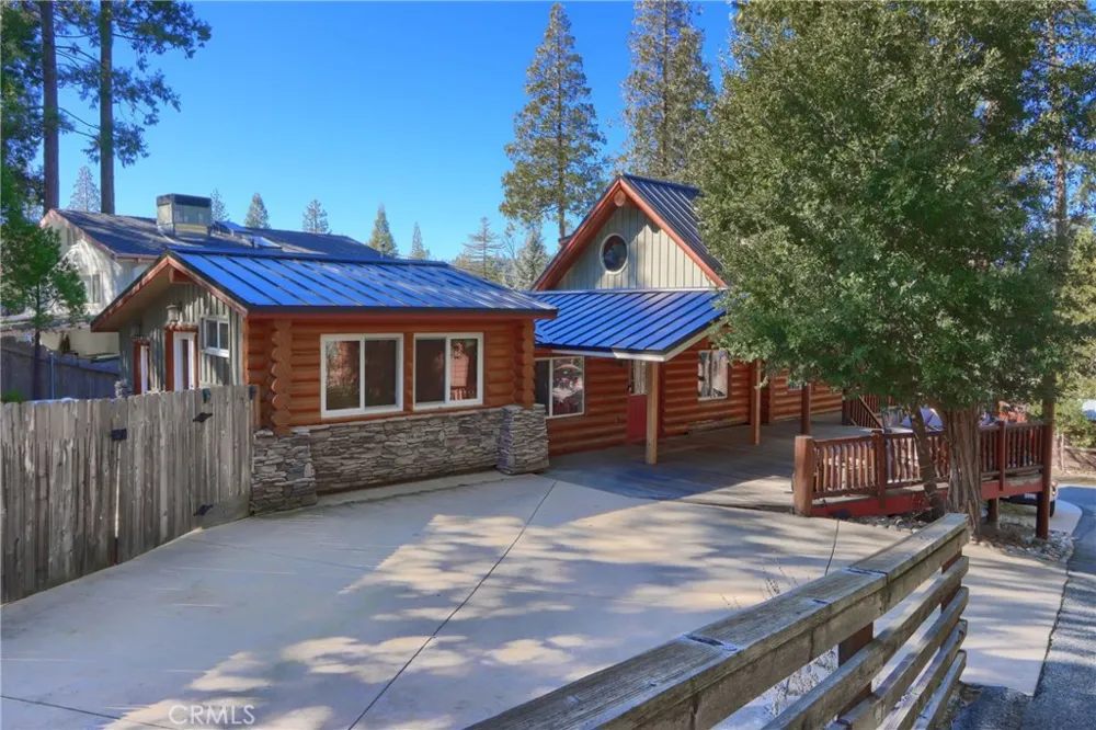39667 W Idylwild Bass Lake, CA 93604