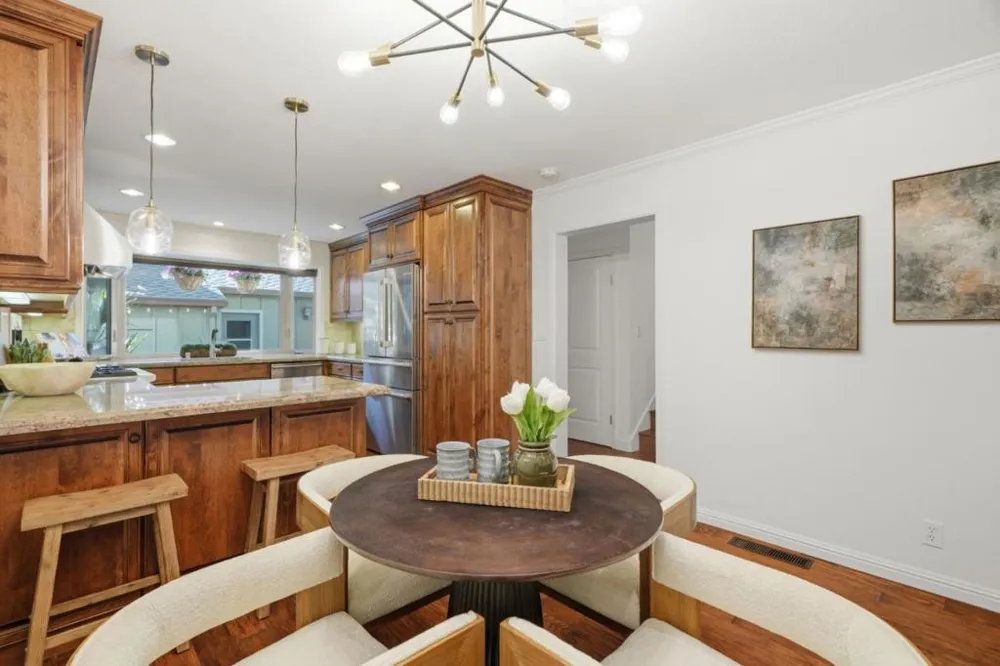 104 Cherry Hill Court Los Gatos, CA 95032