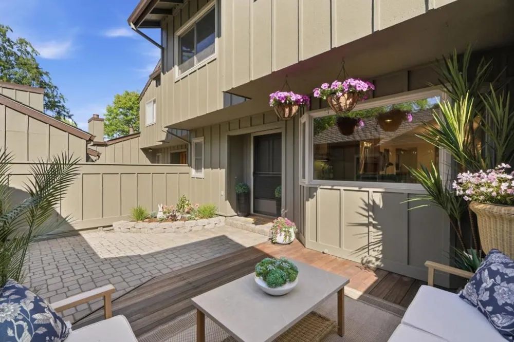 104 Cherry Hill Court Los Gatos, CA 95032