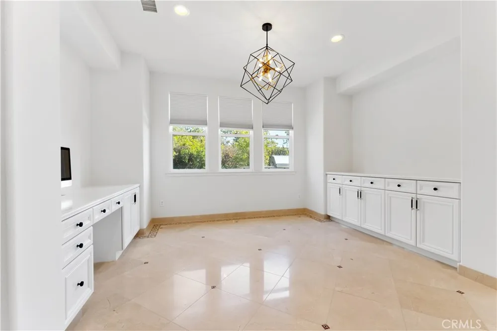 4116 Dakota Drive Moorpark, CA 93021