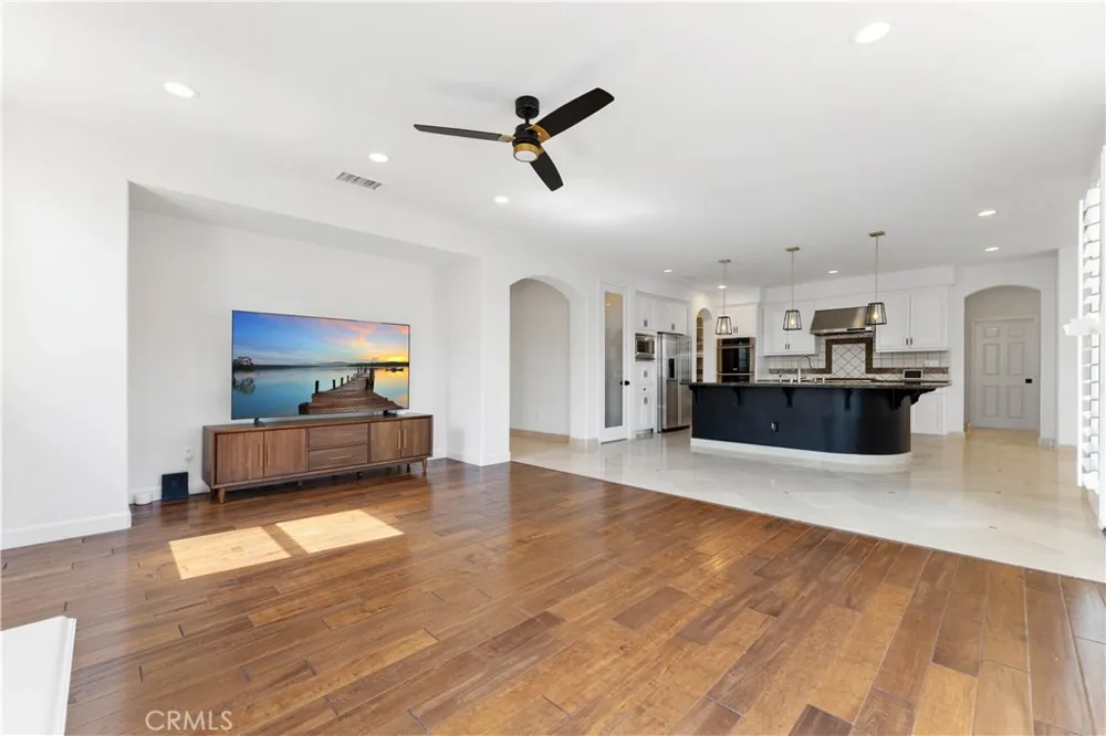 4116 Dakota Drive Moorpark, CA 93021