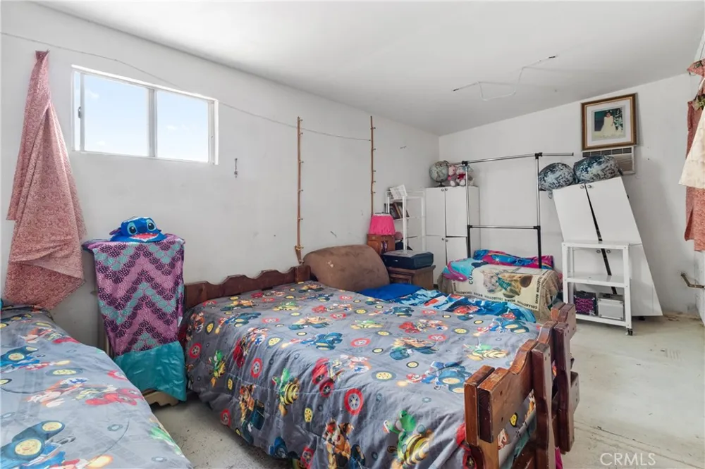 36243 92nd E Littlerock, CA 93543