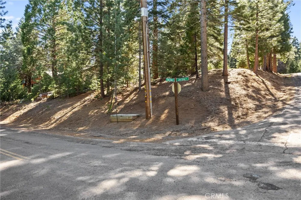 701 Lake Ridge Road Lake Almanor, CA 96137