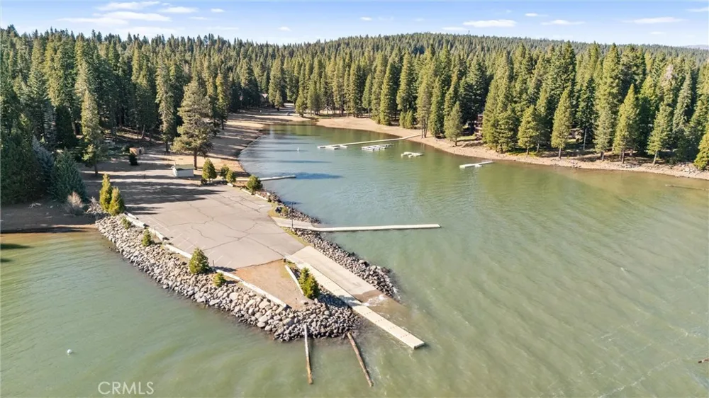 701 Lake Ridge Road Lake Almanor, CA 96137