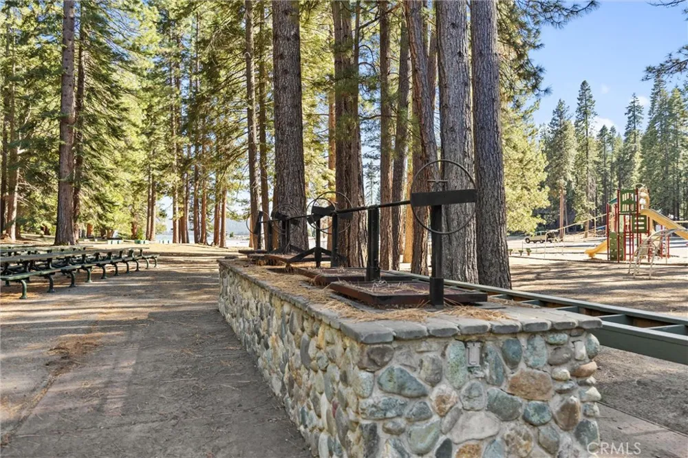 701 Lake Ridge Road Lake Almanor, CA 96137