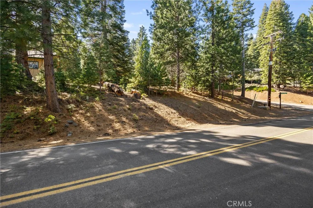 701 Lake Ridge Road Lake Almanor, CA 96137