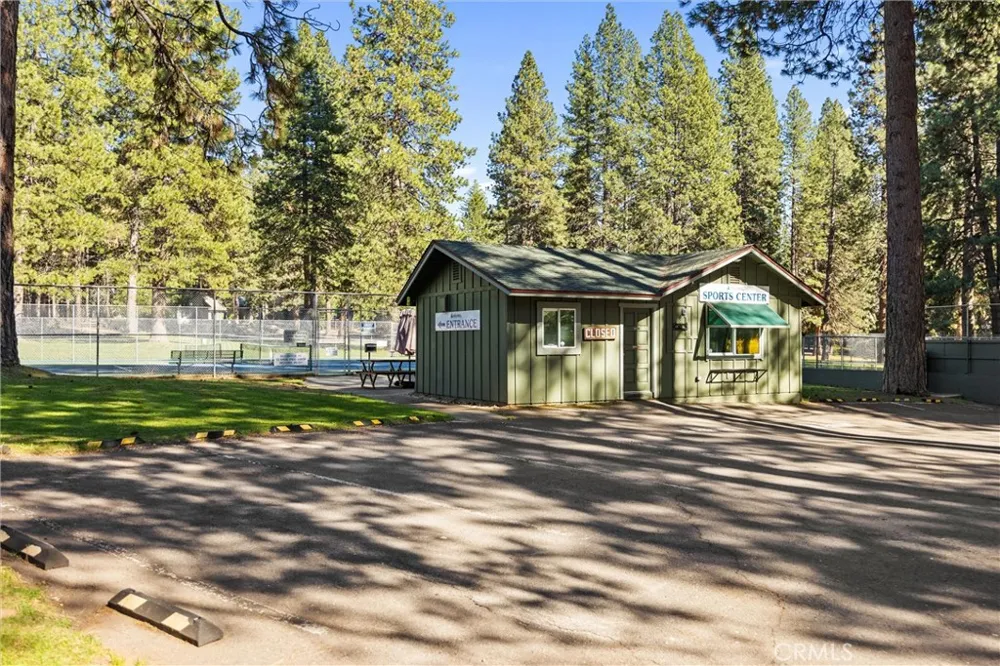 701 Lake Ridge Road Lake Almanor, CA 96137