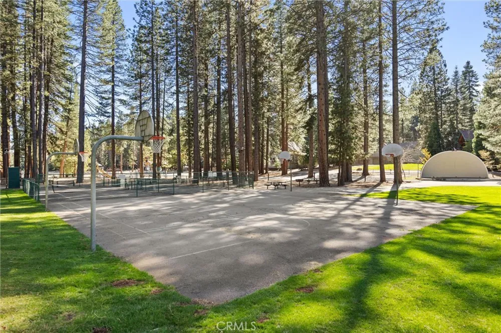 701 Lake Ridge Road Lake Almanor, CA 96137