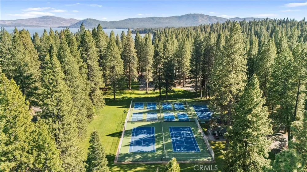 701 Lake Ridge Road Lake Almanor, CA 96137