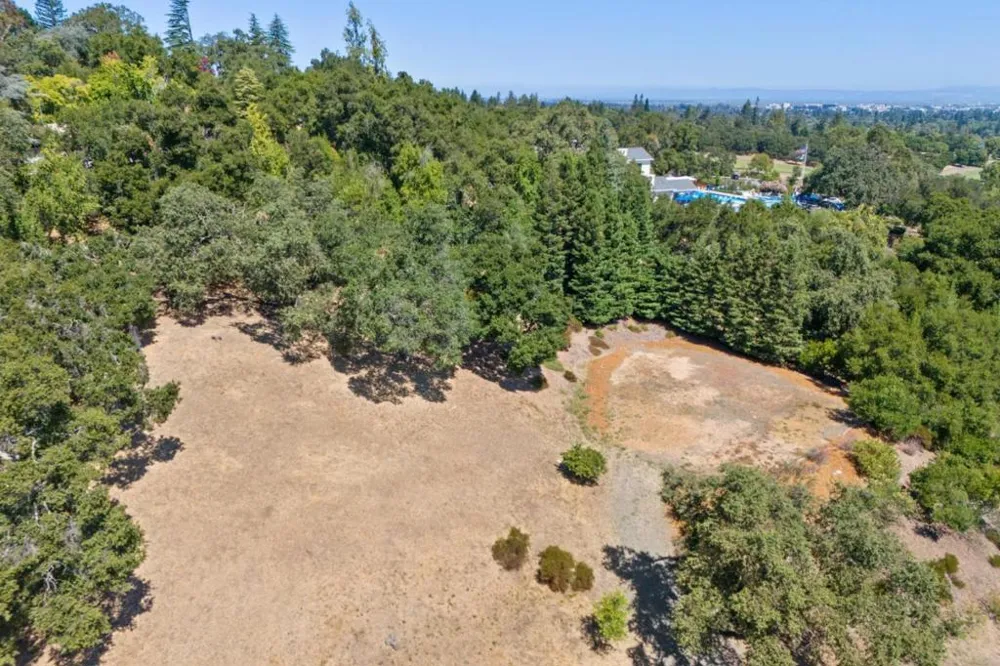 941 High Road Woodside, CA 94062