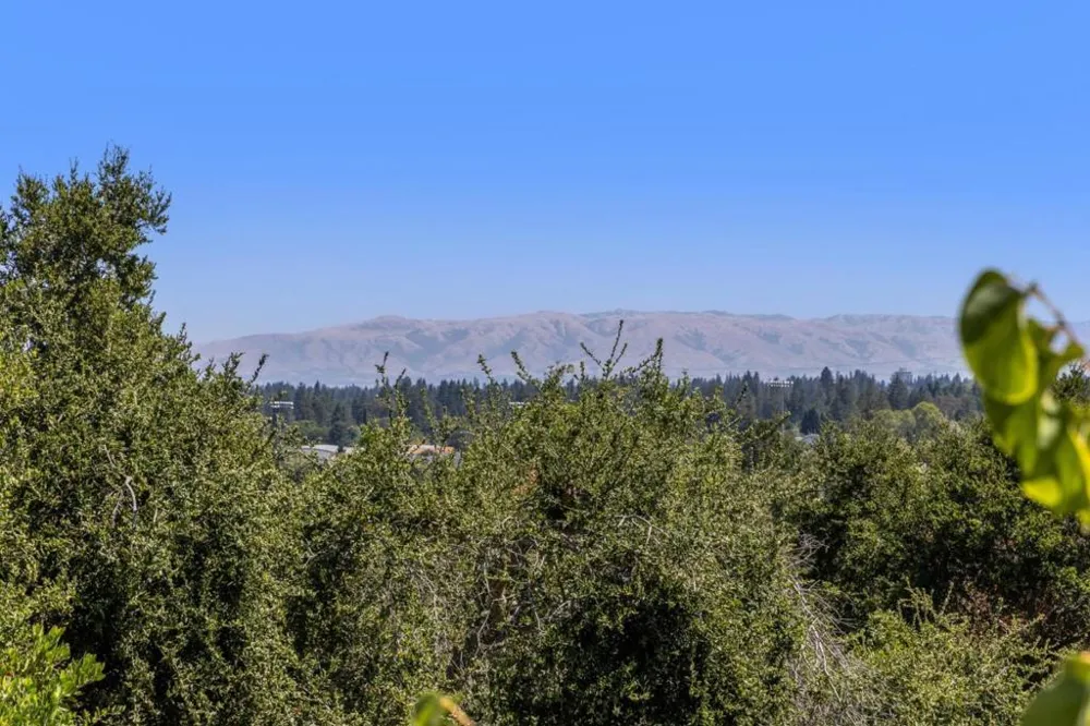 941 High Road Woodside, CA 94062