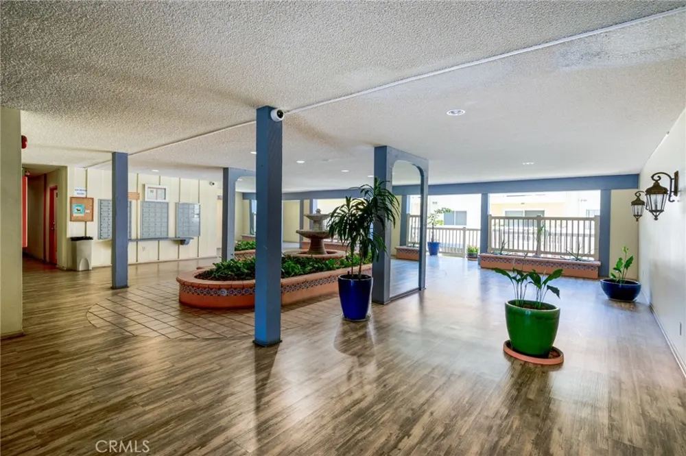 1707 Pacific Coast Highway #413 Hermosa Beach, CA 90254
