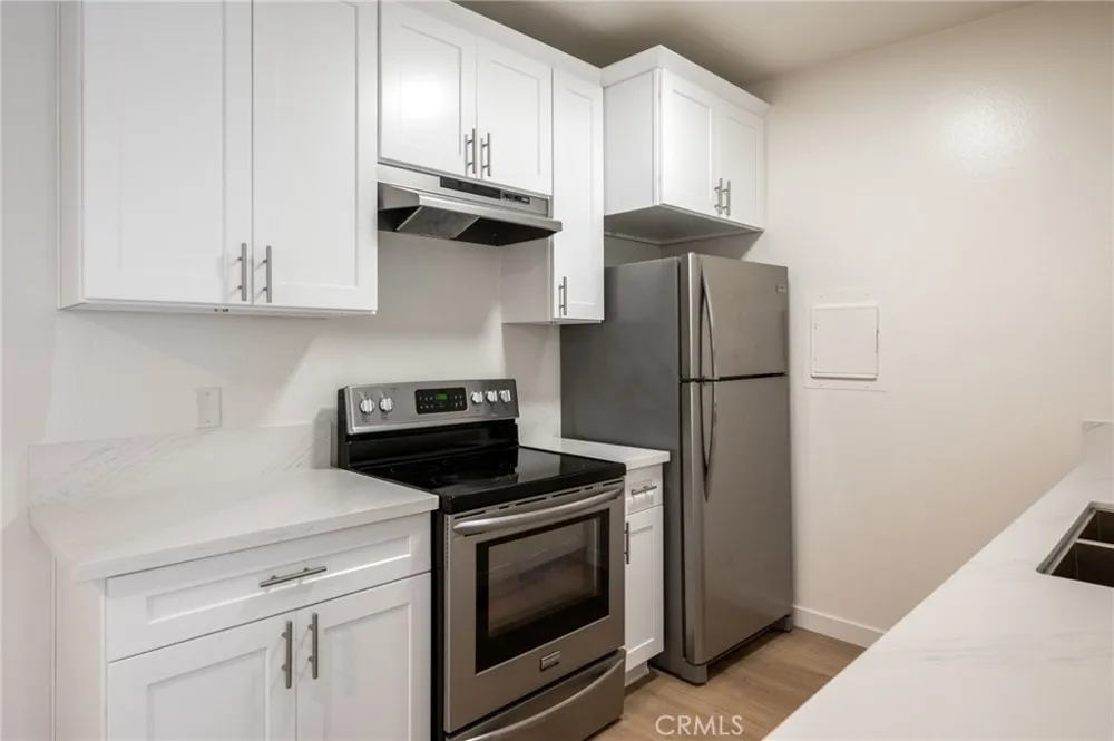1707 Pacific Coast Highway #413 Hermosa Beach, CA 90254
