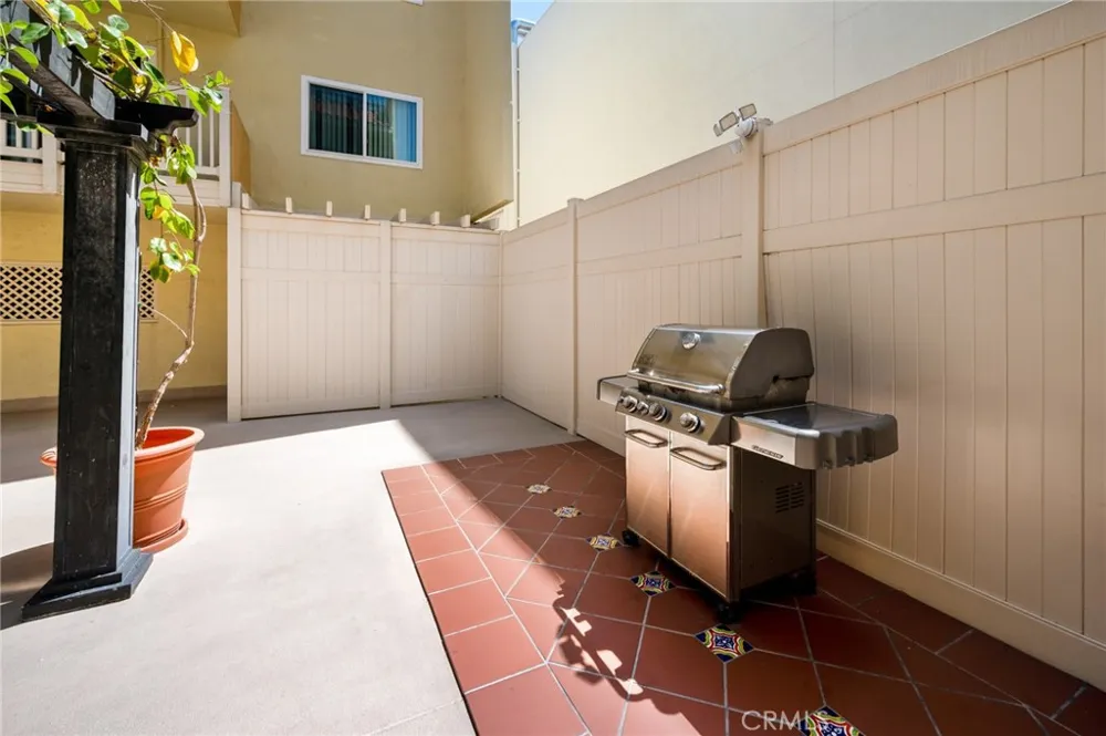 1707 Pacific Coast Highway #413 Hermosa Beach, CA 90254