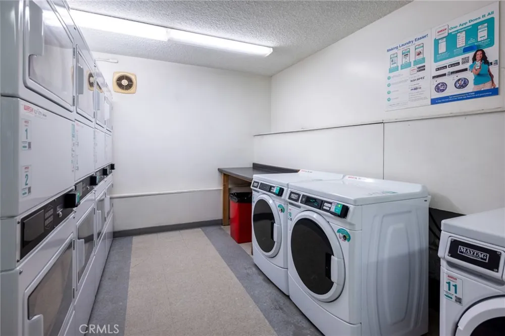 1707 Pacific Coast Highway #413 Hermosa Beach, CA 90254