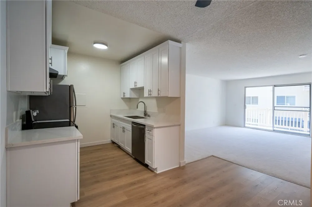 1707 Pacific Coast Highway #413 Hermosa Beach, CA 90254