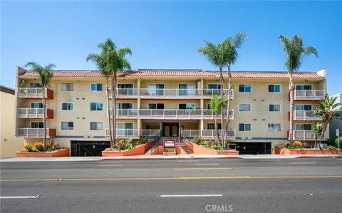 1707 Pacific Coast Highway #413