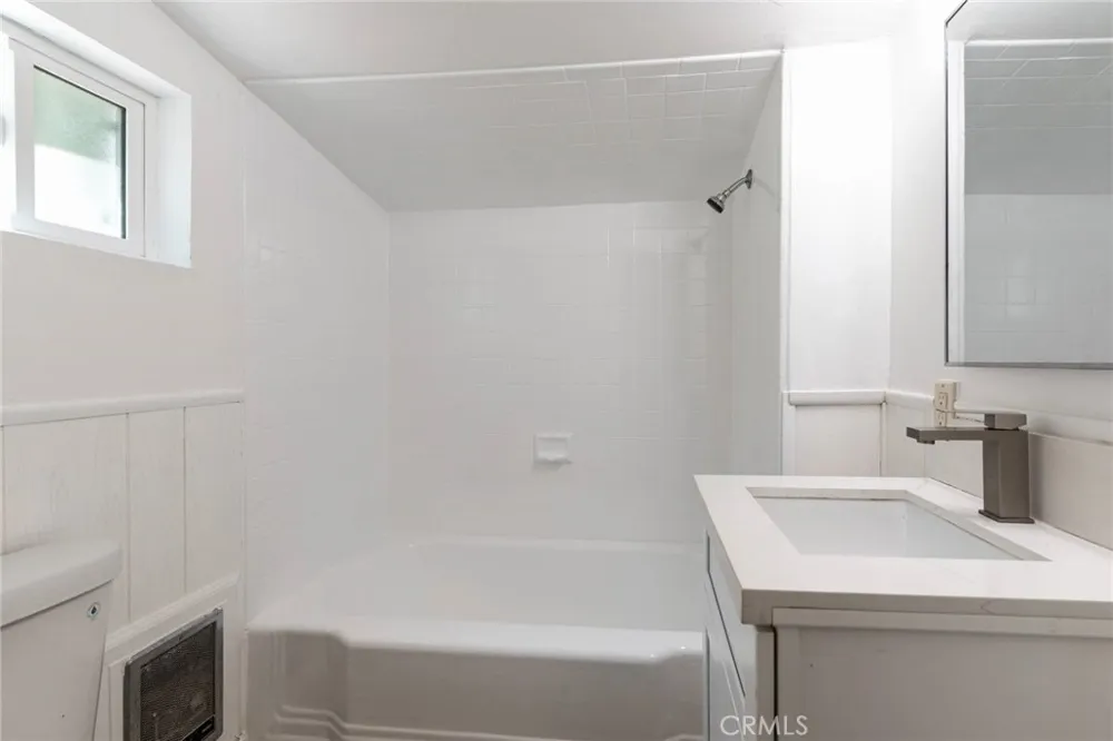 21818 Vista Road Cedarpines Park, CA 92322
