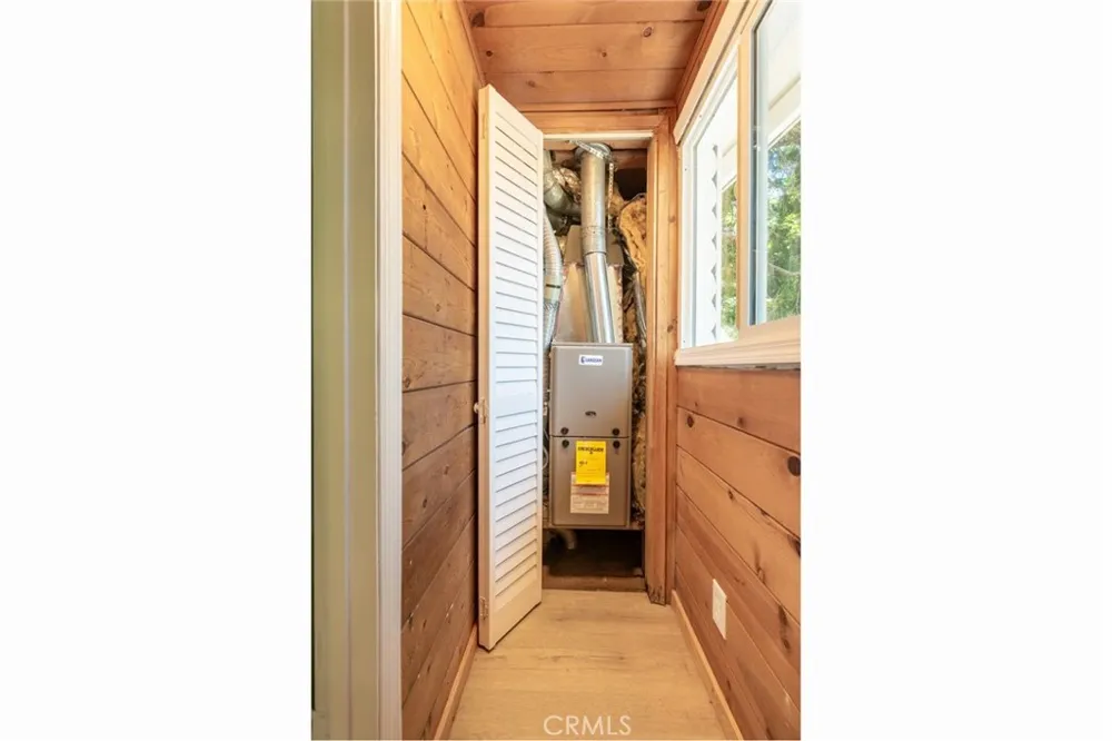 21818 Vista Road Cedarpines Park, CA 92322