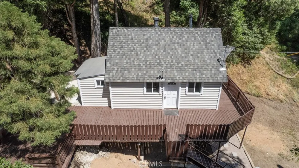 21818 Vista Road Cedarpines Park, CA 92322