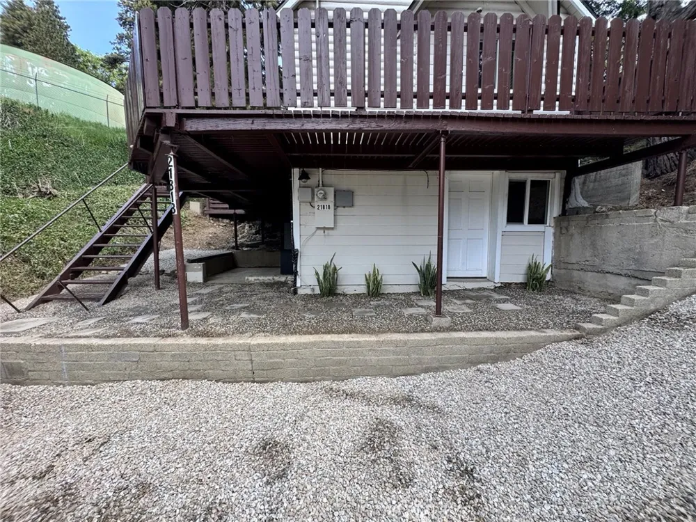 21818 Vista Road Cedarpines Park, CA 92322