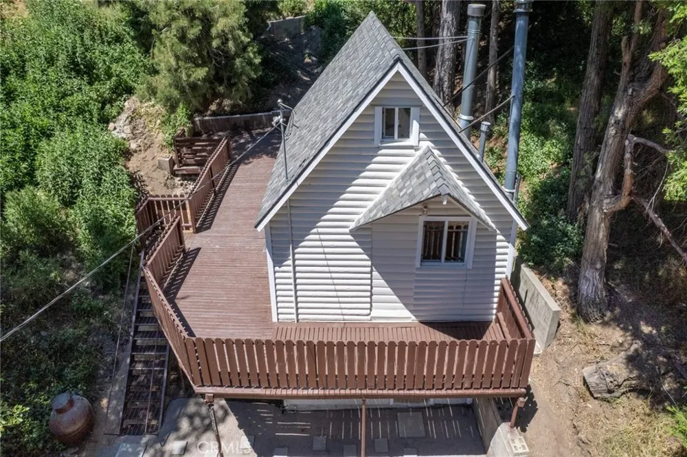 21818 Vista Road Cedarpines Park, CA 92322