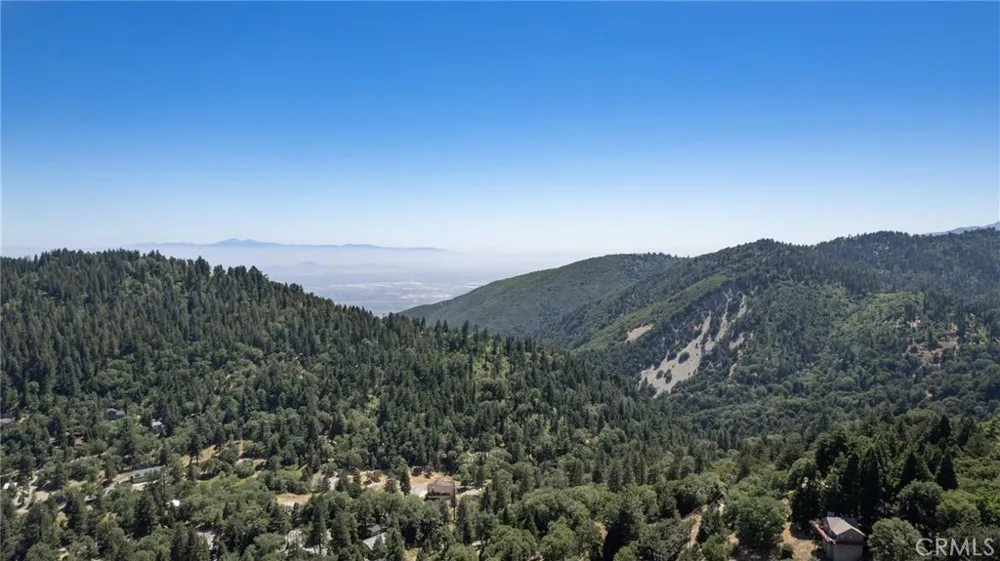21818 Vista Road Cedarpines Park, CA 92322