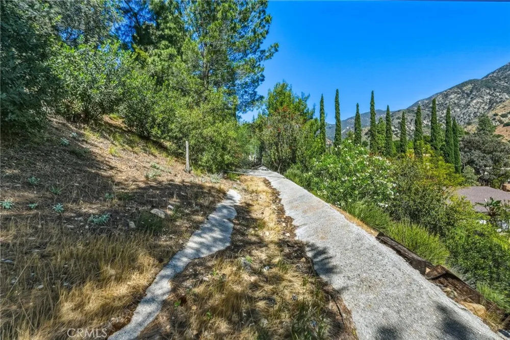 14015 Candlewood Sylmar, CA 91342