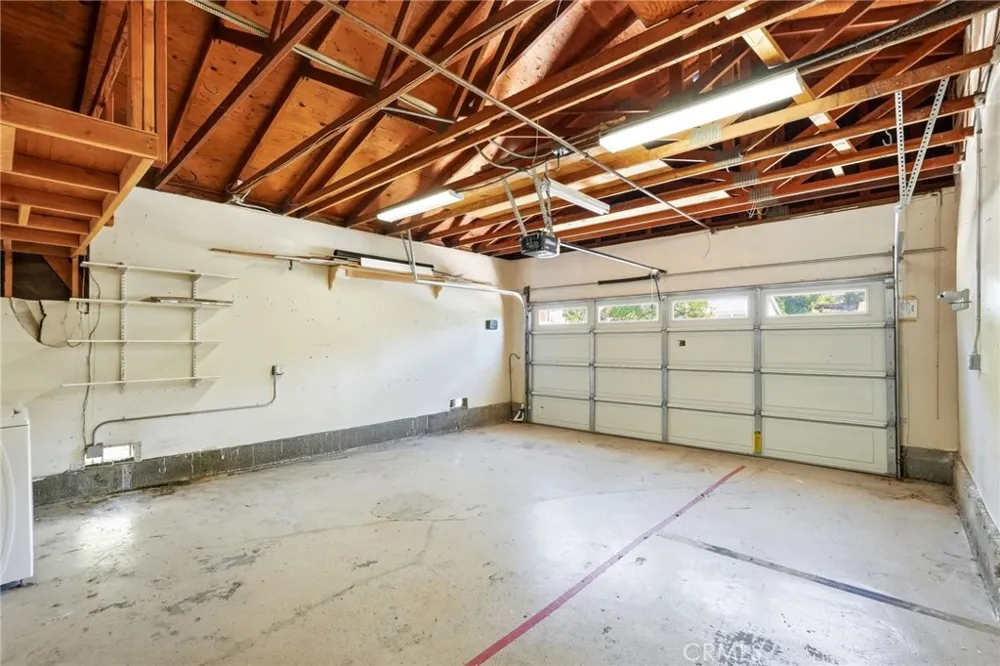 14015 Candlewood Sylmar, CA 91342
