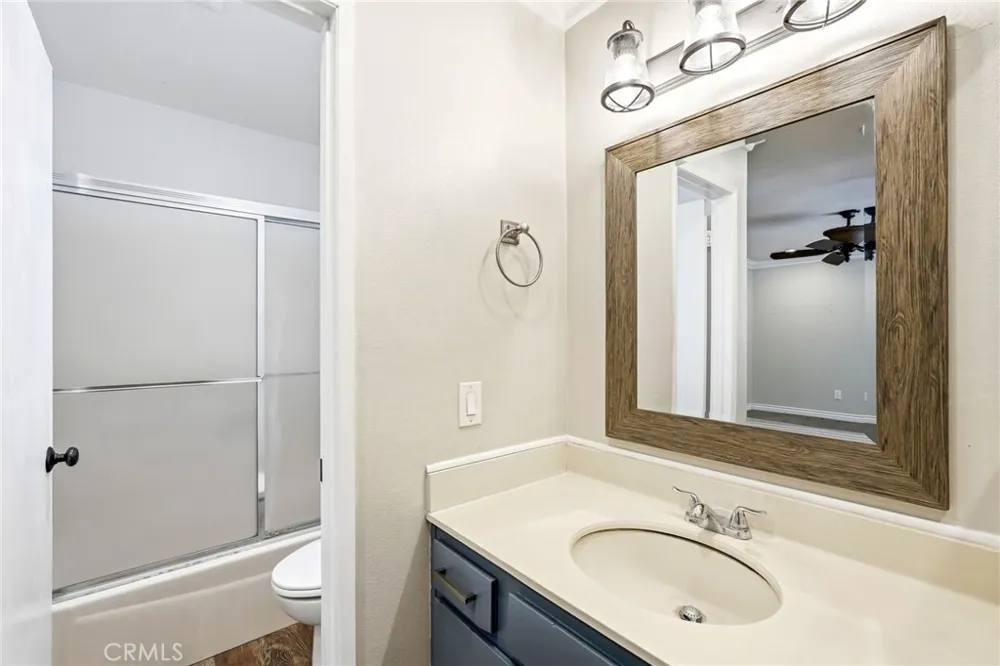 14015 Candlewood Sylmar, CA 91342