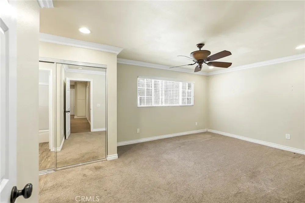 14015 Candlewood Sylmar, CA 91342